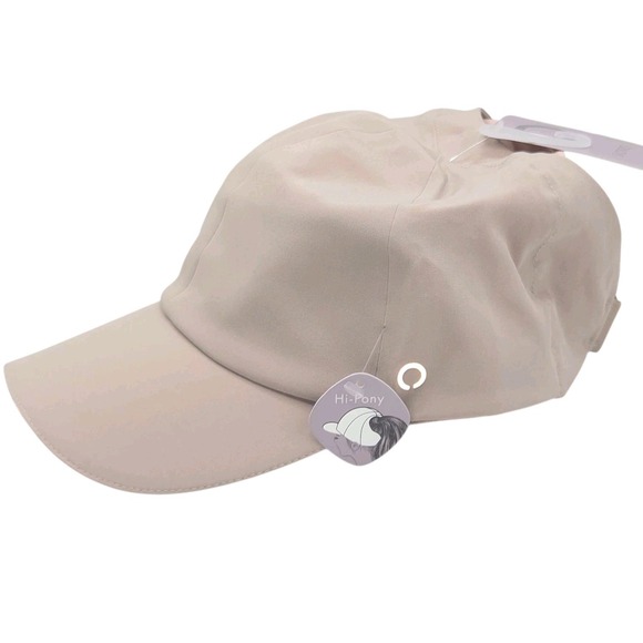 Skora Lightweight‎ Hi Pony Running Cap Reflective Brim 4 Way Stretch UPF 40+ NEW - Picture 1 of 7